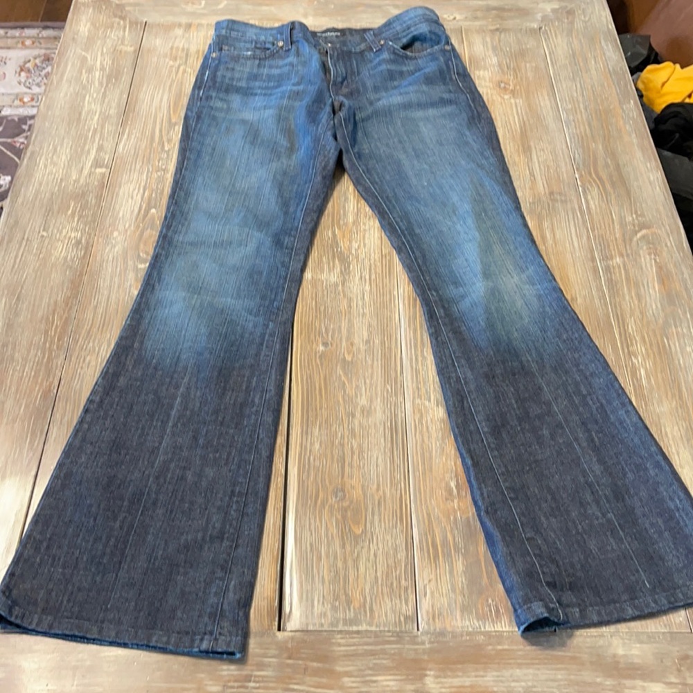 Like new David Kahn Boot cut jeans